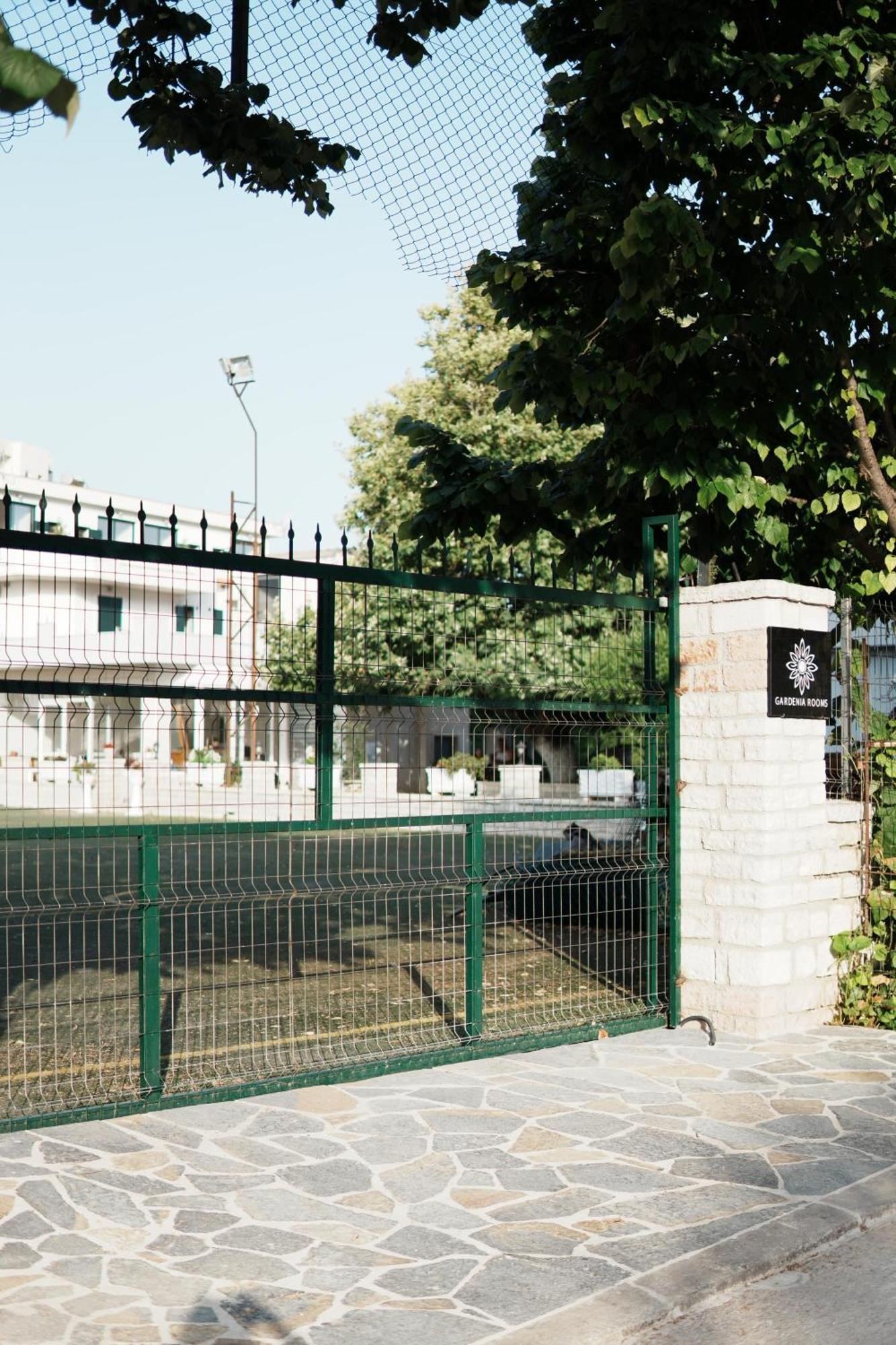 Gardenia Rooms Sarandë エクステリア 写真